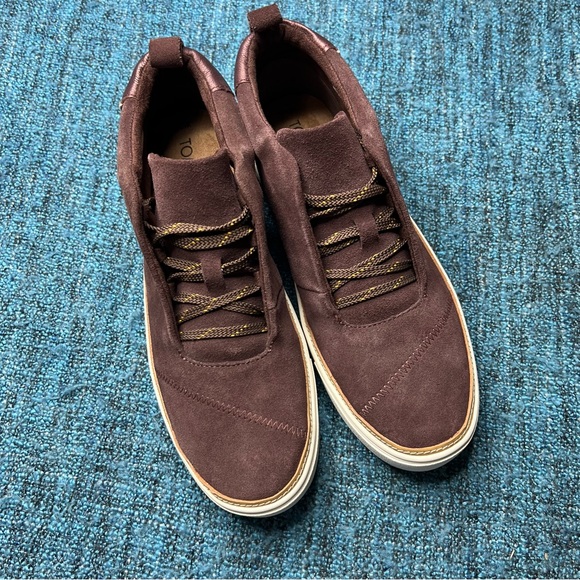 Toms Riley Lace Up Sneakers in Forest Brown - Picture 2 of 8